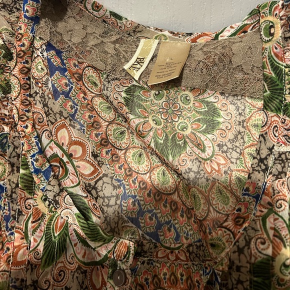 BKE Top - Picture 2 of 2